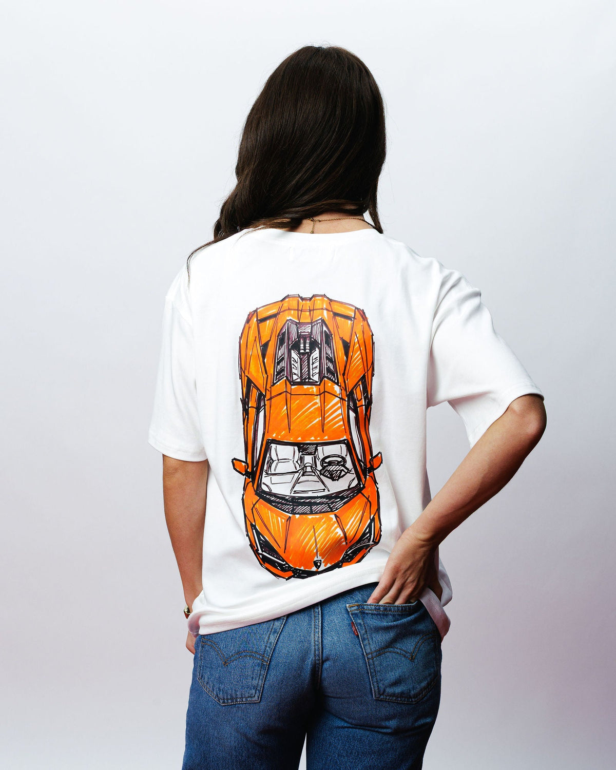 Revuelto Marker Tee, on model
